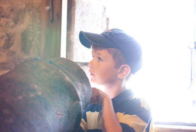 6 year-old Will figuring out the ins and outs of the reverse facing cannons at Fort Henry.